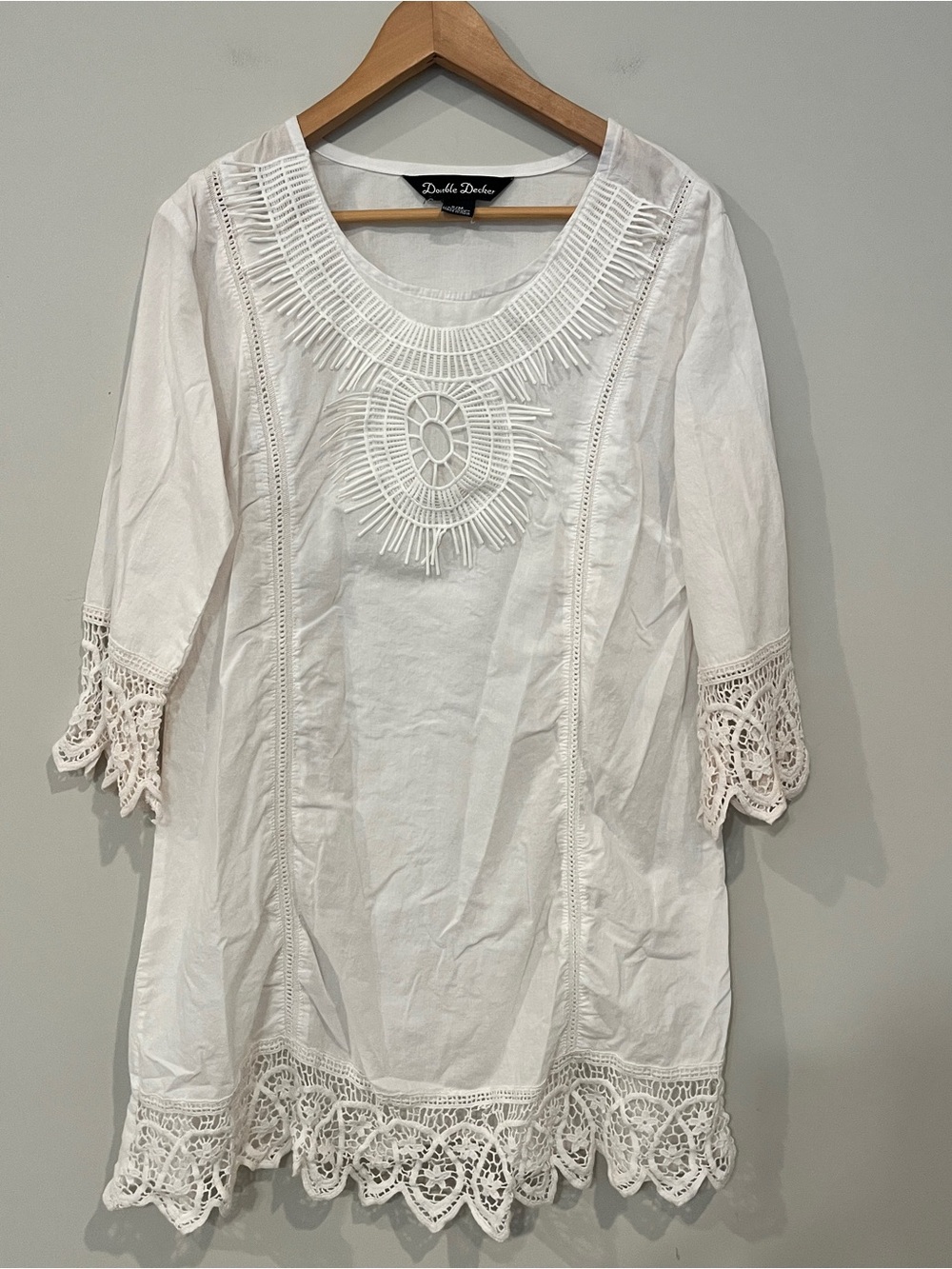 Double Decker Delicate Crochet-Trim White Tunic by Double Decker